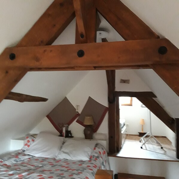 Room - GÎTE du COLPORTEUR (Jars)