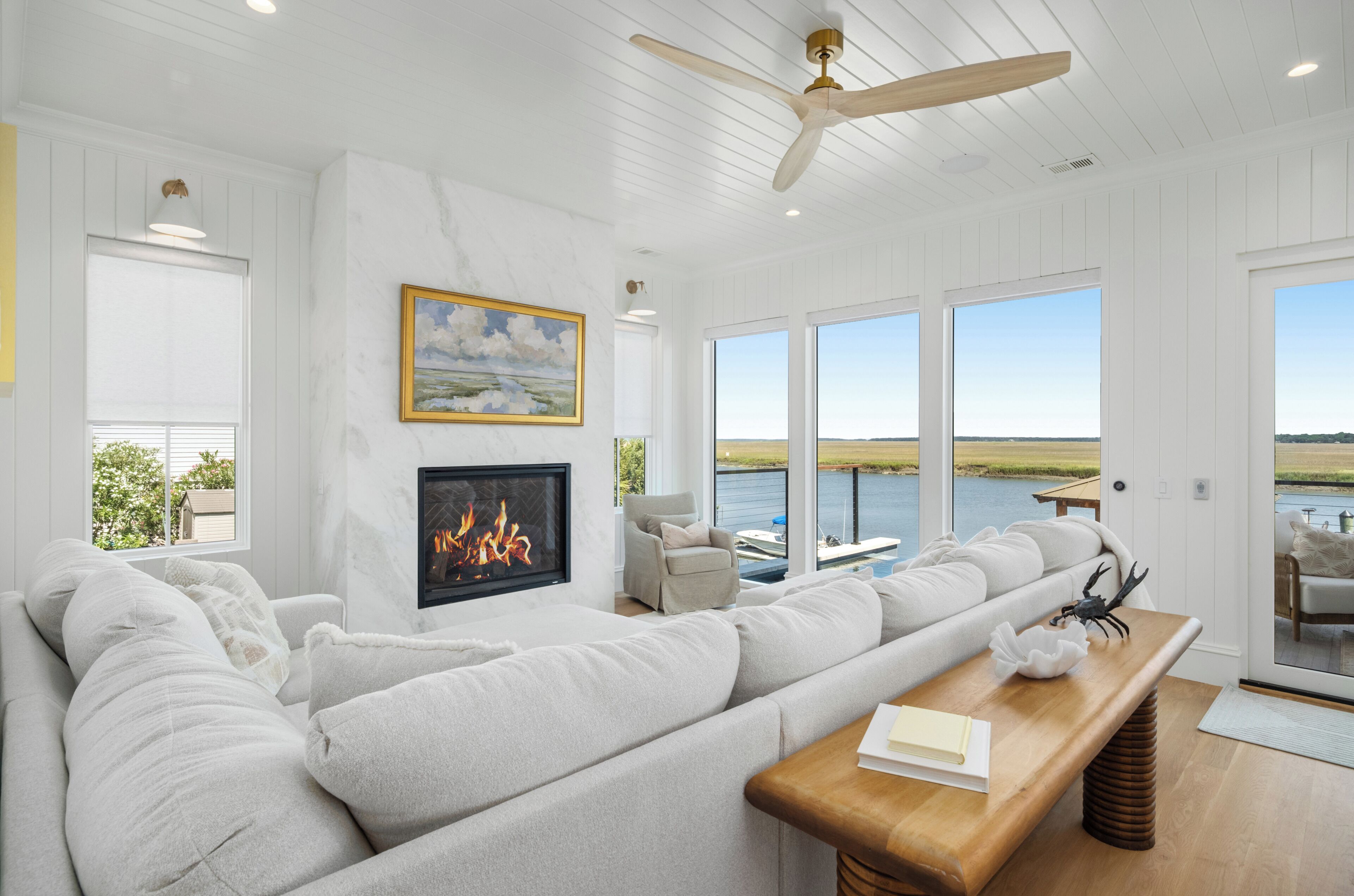 Luxury 5 Br Waterfront Retreat On Edisto Beach W/ Private Pool & Deepwater Dock - Edisto Island