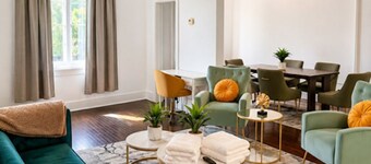 Spacious 3-bedroom apartment on East Jefferson near Downtown