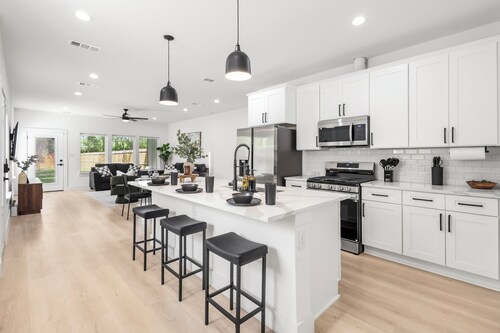 FIFA Ready! Newly Renovated 3BR Home Near Downtown Dallas
