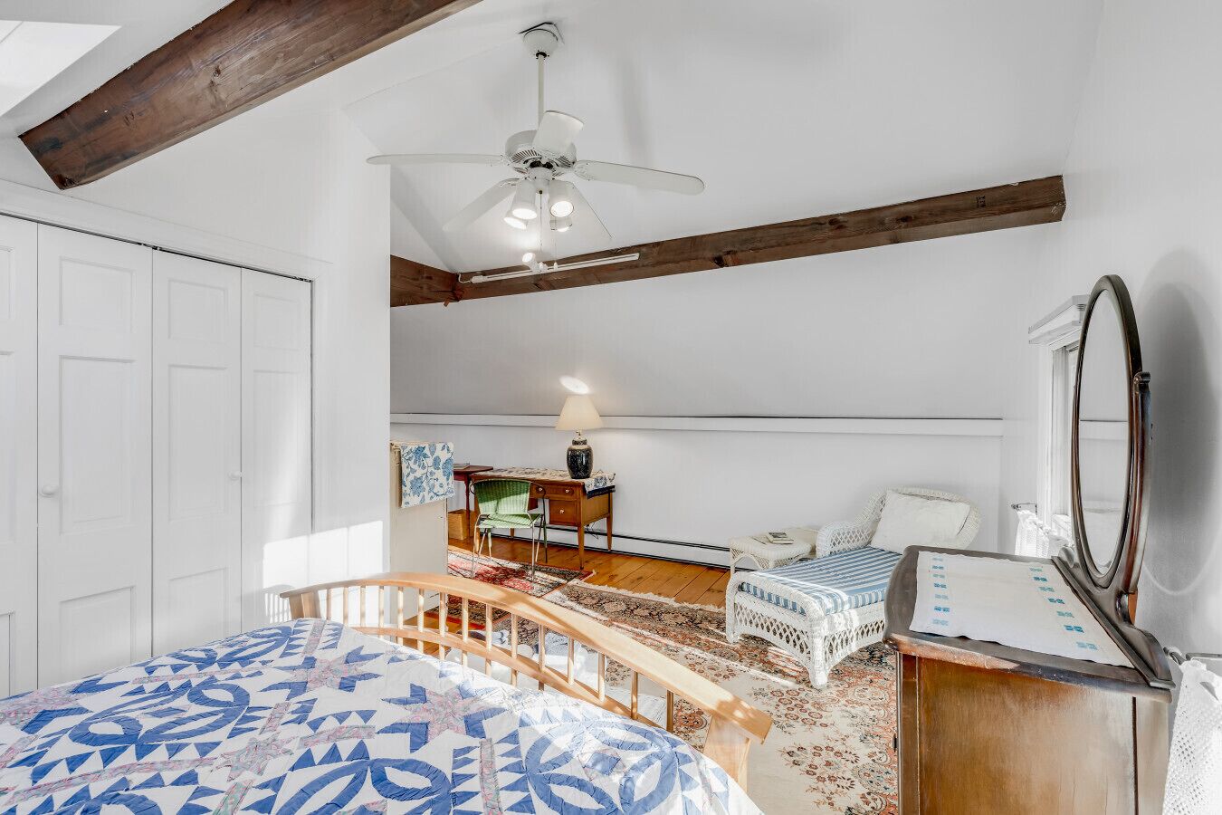 1 bedroom, desk, iron/ironing board, WiFi