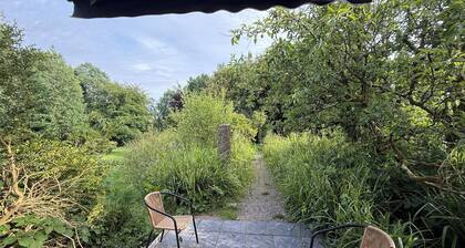 Private family Garden Studio on Historic Shannon Estate