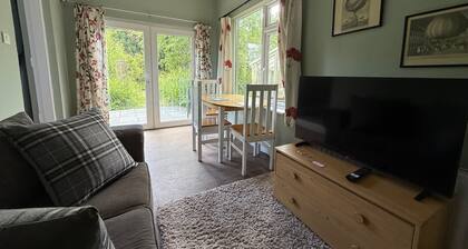 Private family Garden Studio on Historic Shannon Estate