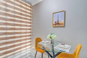 Apartamento, 1 quarto | Opções para refeição