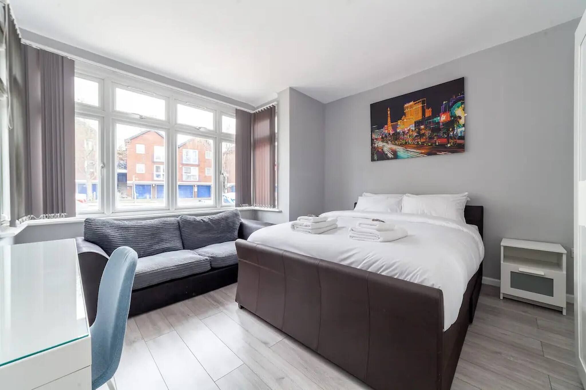 House, 4 Bedrooms
