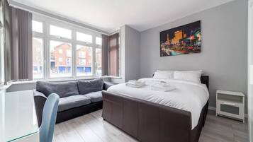 House, 4 Bedrooms