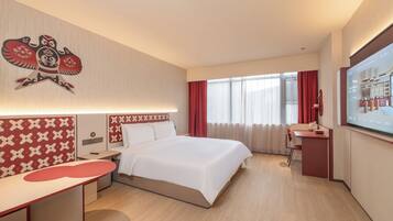 Deluxe Double Room, City View | Desk, laptop workspace, free WiFi