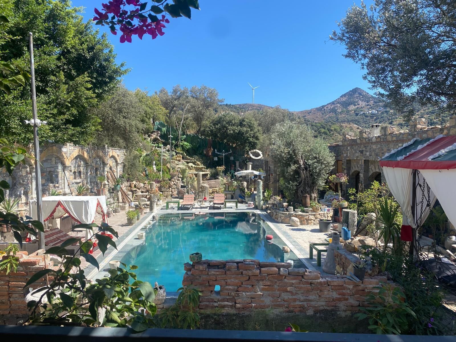 Seasonal outdoor pool