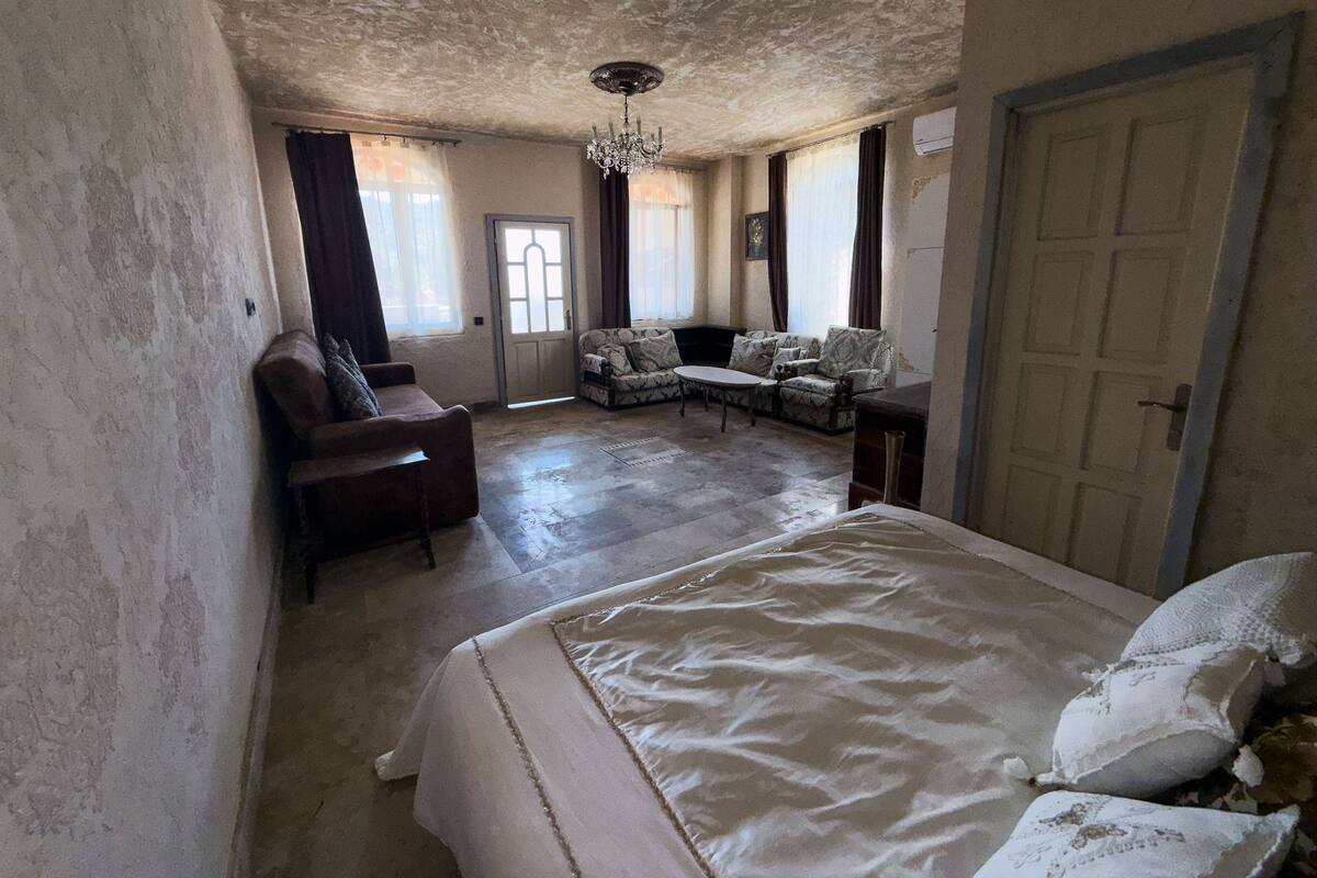 Premium Suite, 1 Bedroom, Balcony, Garden Area | Minibar, individually decorated, individually furnished, desk