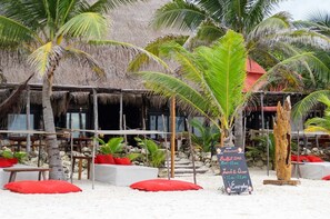Property grounds - Seremonia Villa w/Rooftop Pool & Beach Club Access (Tulum)