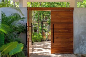 Property grounds - Seremonia Villa w/Rooftop Pool & Beach Club Access (Tulum)