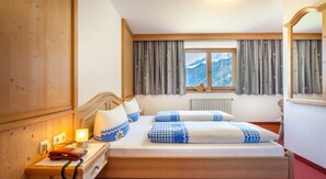 Unclassified image, 3 of 12, button - House Windegg, vacation apartment in Hintertux (Tux)
