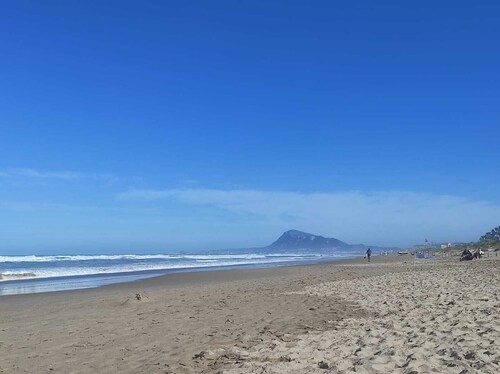 Vacation rental in Oliva, just 60 meters from the beach and right next to the golf course