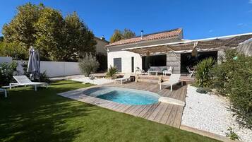 House | Pool