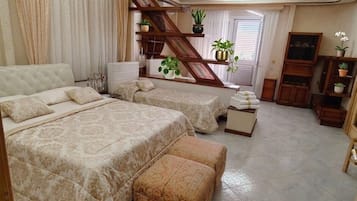 4 Schlafzimmer, Bügeleisen/Bügelbrett, Internetzugang, Bettwäsche