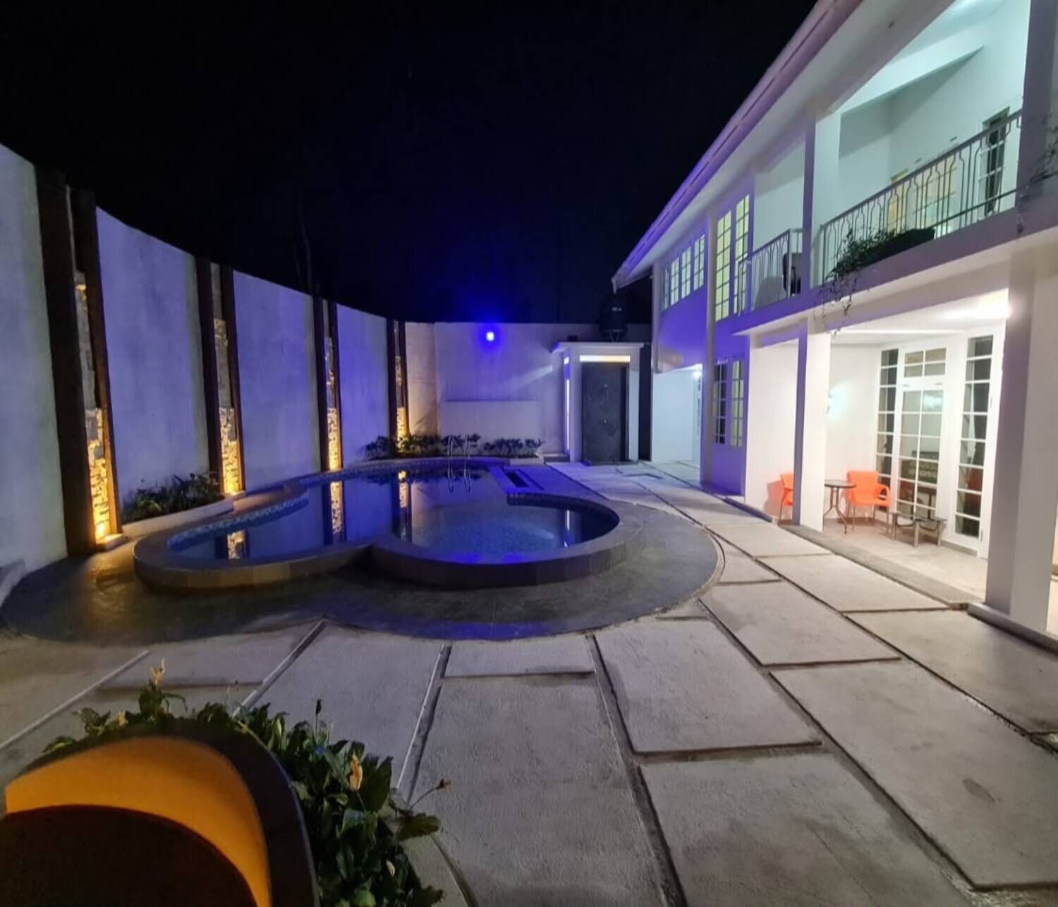 Vila, vista para a montanha | Piscina