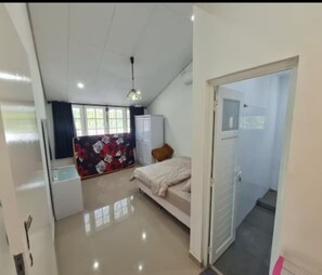 Villa, Mountain View | Free wired internet - Cozzy Villa Rans Cimacan (cianjur)