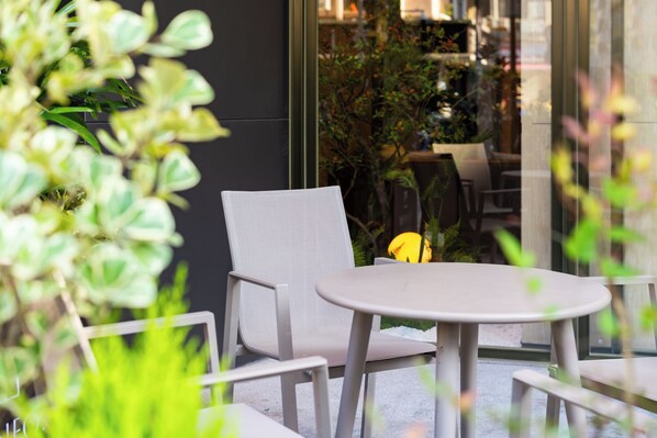 Outdoor dining - YEENFON HOTEL (Shenzhen)