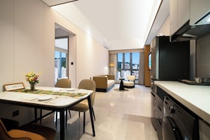 雪櫃、洗碗機、廚房用具/餐具/器皿