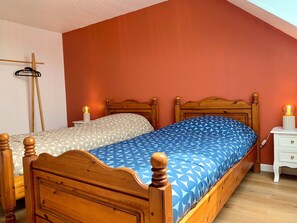 Bügeleisen/Bügelbrett, WLAN, Bettwäsche