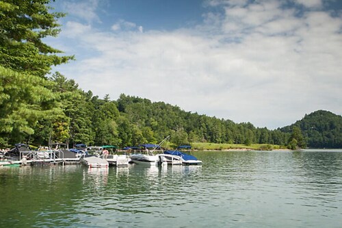 BLOCK Club Lodges at Trillium 2br