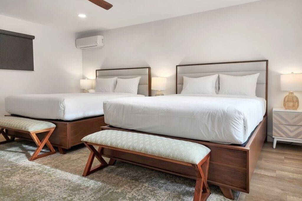 Deluxe Double Room, 2 Queen Beds, Kitchen | Free WiFi