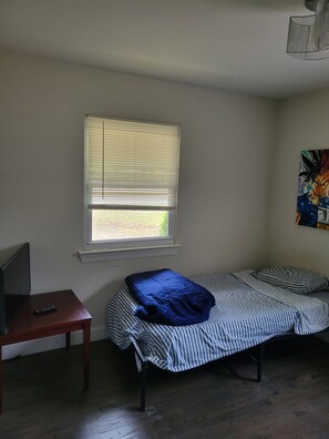 3 Schlafzimmer, Bügeleisen/Bügelbrett, kostenloses WLAN, Bettwäsche