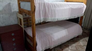 Tabla de planchar con plancha, Internet, ropa de cama