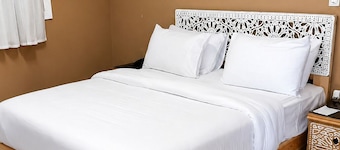 Happy Oasis Hotel