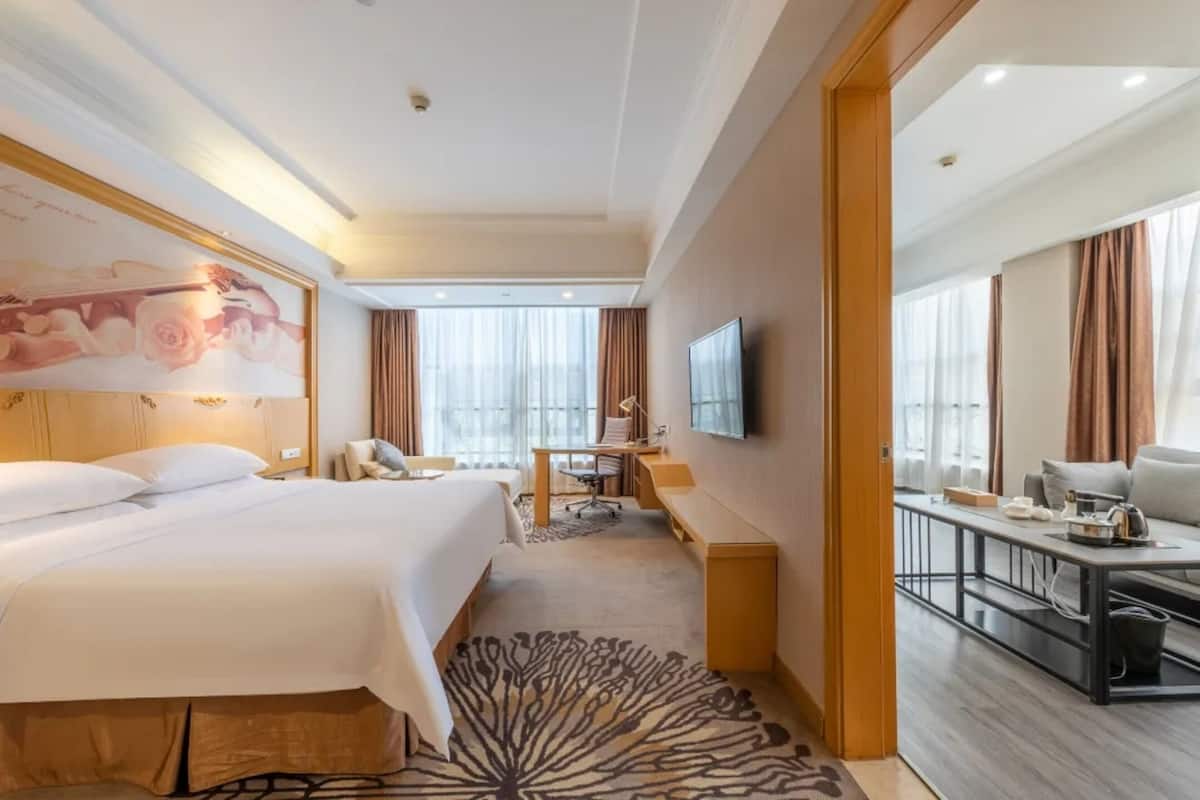ห้องลักซ์ชัวรี่สวีท | Wi-Fi ฟรี