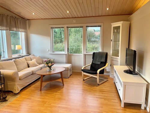 Cosy Cottage in Dals-Ed, 3 Min Drive from Moose Ranch & Lakes
