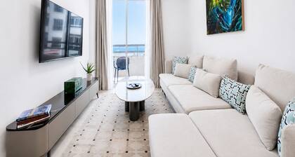 Gardens Coastal Apartment