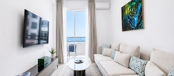 Gardens Coastal Apartment