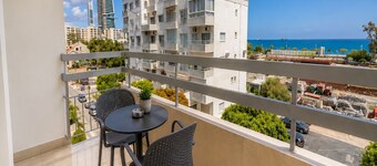 Gardens Coastal Apartment