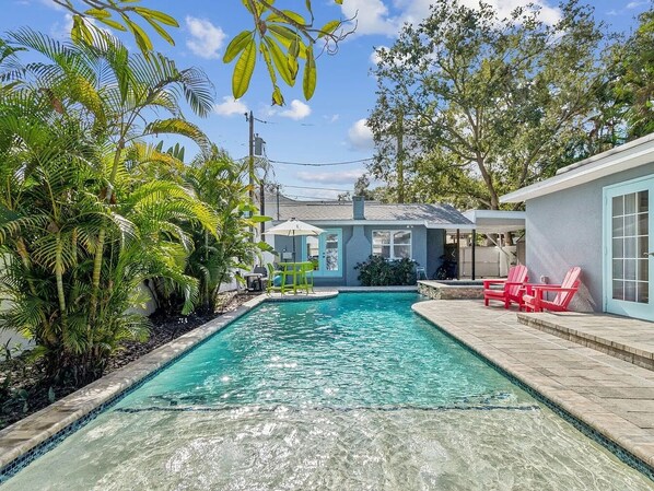 Pool - Sunshine, Style & St. Pete Adventure (St. Petersburg)