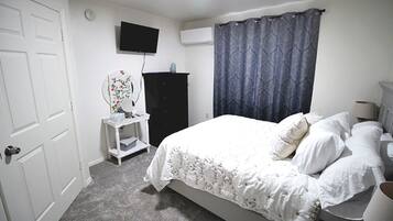 2 chambres, fer et planche à repasser, Wi-Fi, draps fournis