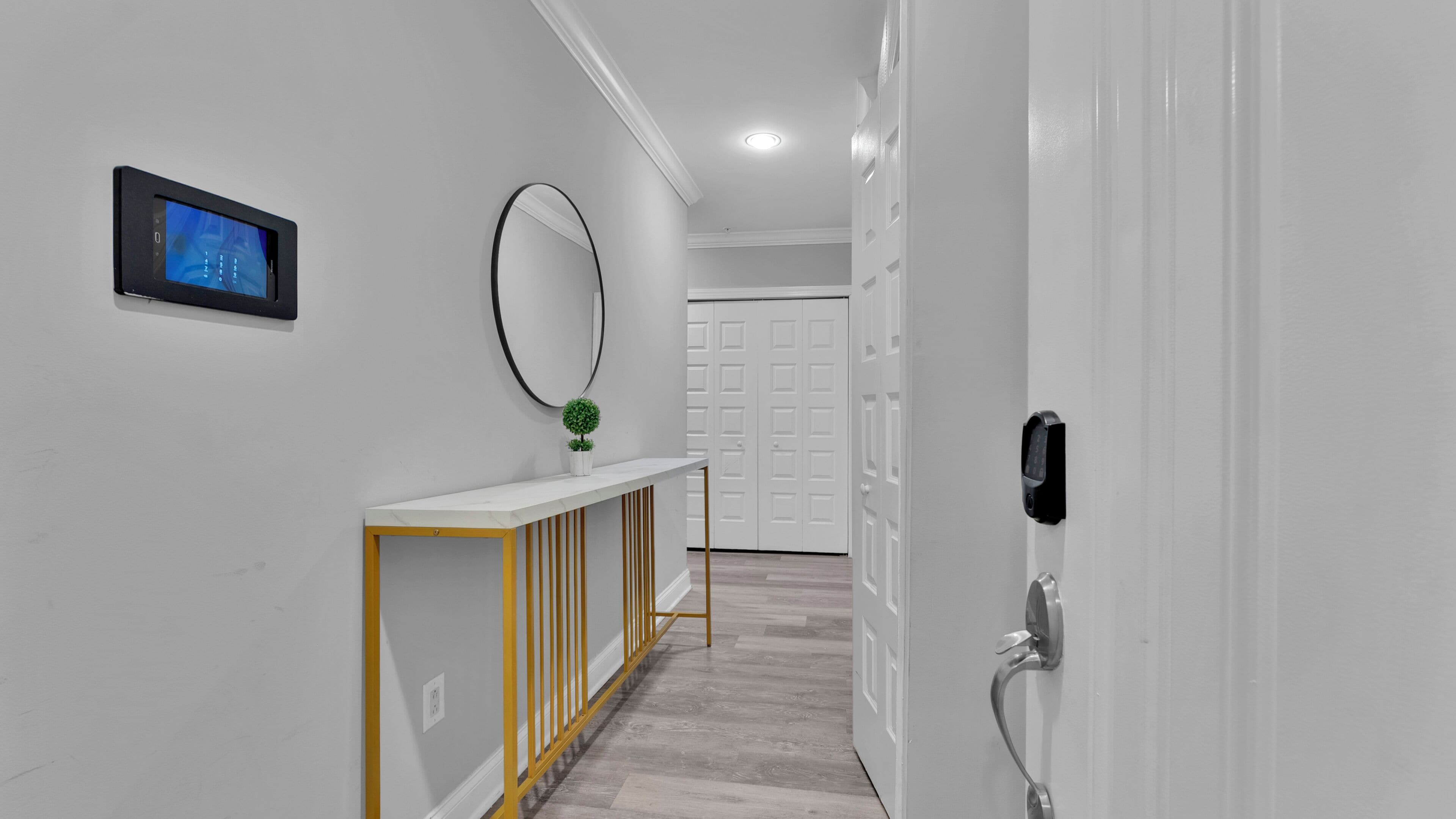 Apartment, 2 Bedrooms | Interior