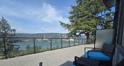 Luxury modern loft. Located on a plateau with stunning views over lakes