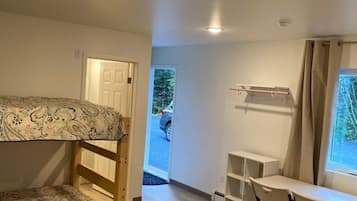 1 bedroom, WiFi, bed sheets