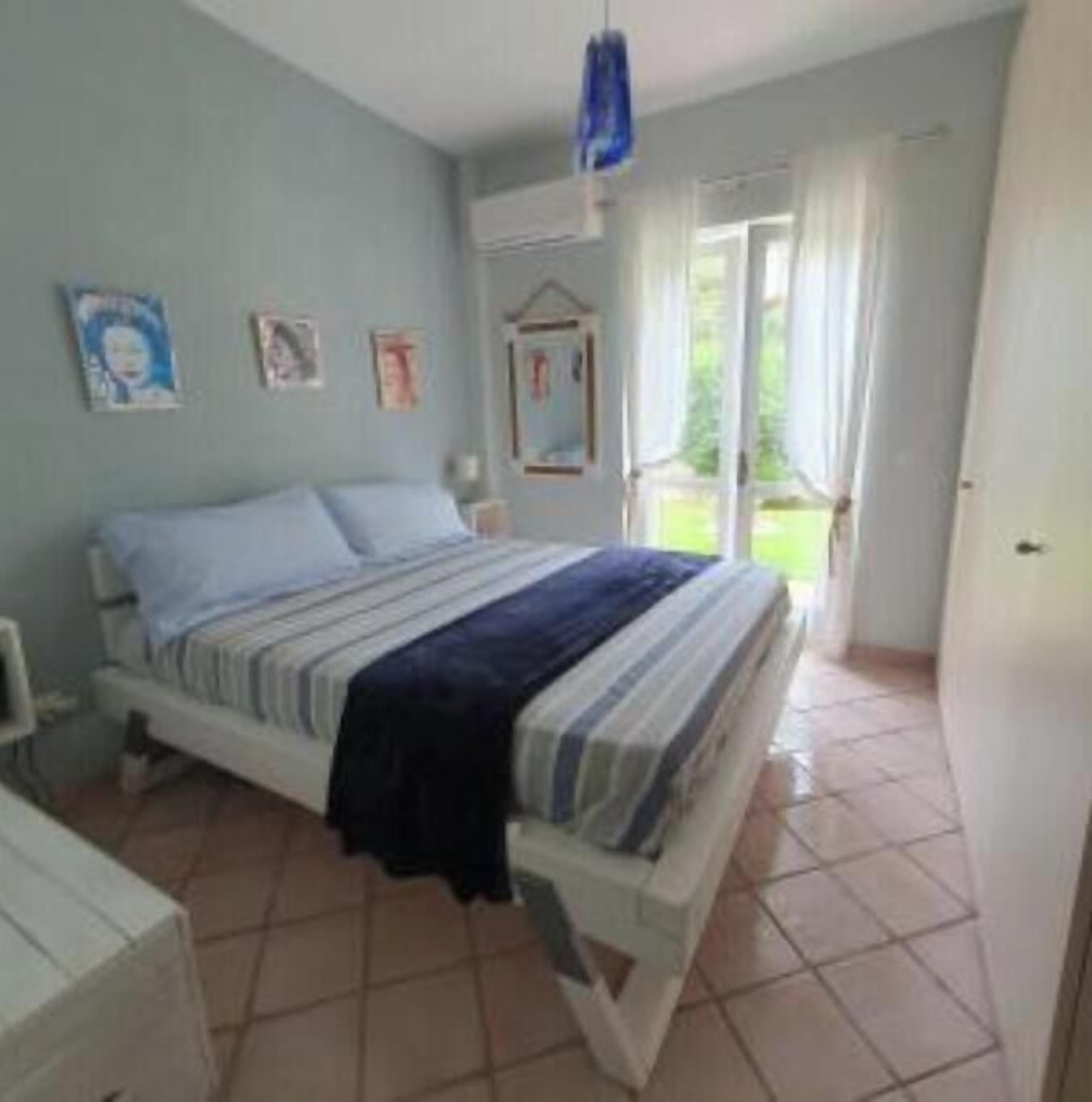 2 dormitorios, caja fuerte, tabla de planchar con plancha y wifi gratis