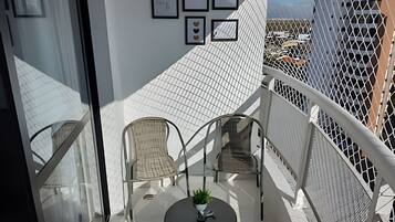 Apartment | Terrace/patio