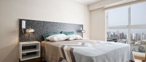 2 chambres, fer et planche à repasser, Wi-Fi, draps fournis