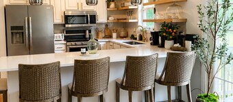 The Willow-A Seabrook Coastal Retreat Near Beaufort & Hunting Island
