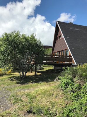 Exterior - Chalet Rental for 6 People in Quiet Super Besse (Besse-et-Saint-Anastaise)