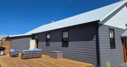 Historic Hall Retreat | 3BR Mountain Getaway