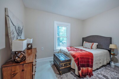 Home away from home, very near Lake Martin