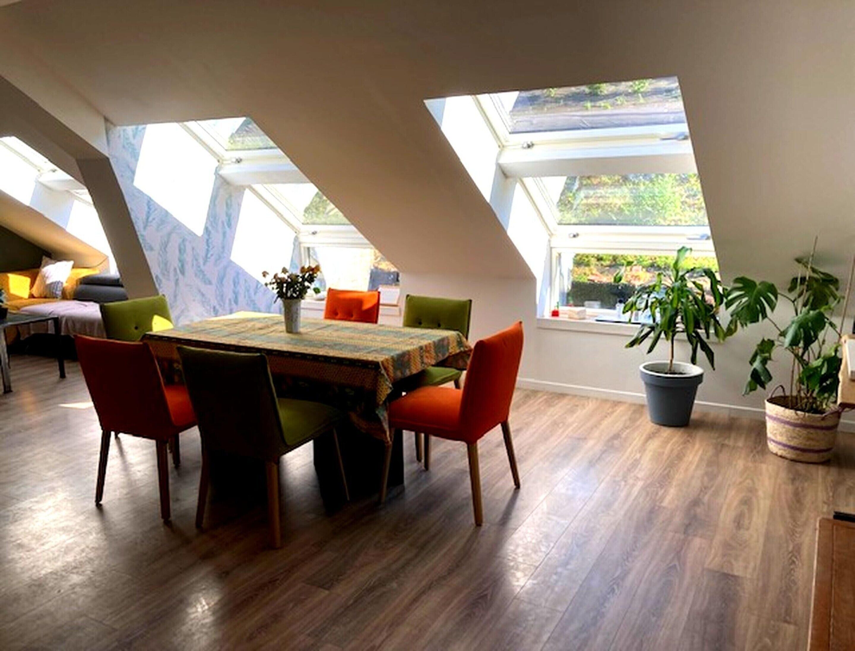 Apartment | Dining