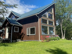 Exterior - Beautiful 2-bedroom Home: Private and Family Friendly (Homer)