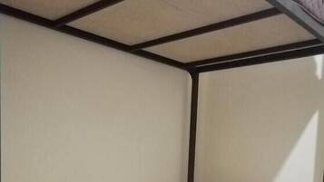 Shared Dormitory, Ensuite