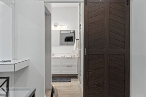 Interior - Bright Modern Studio, Sleeps 3 (Sanford)